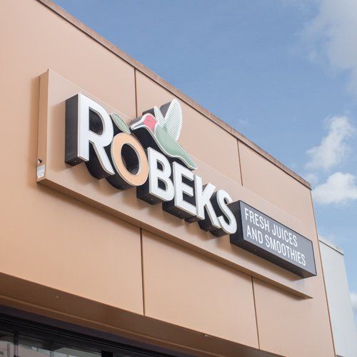 Robeks Commercial Store