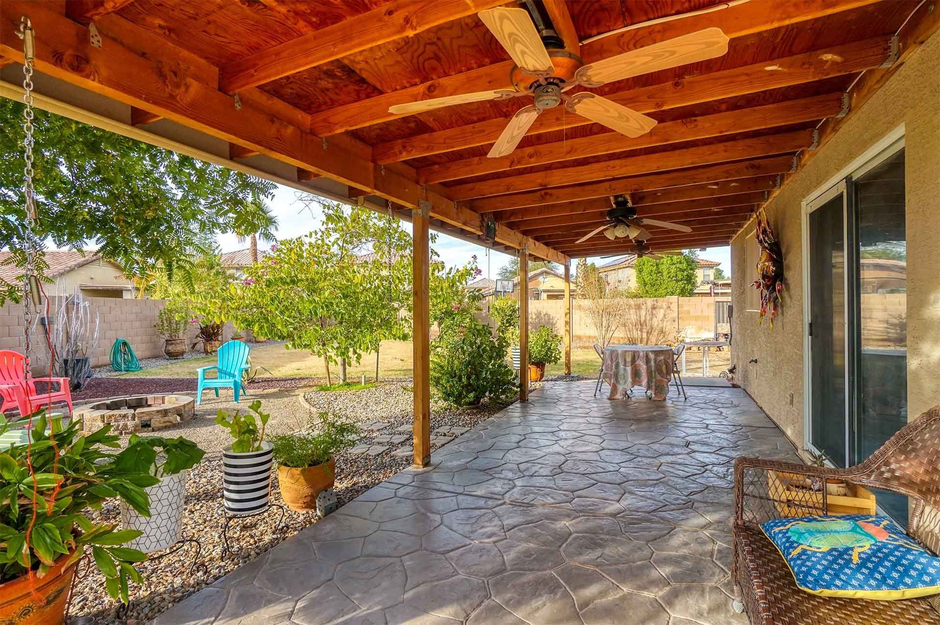 Covered patio in Texas