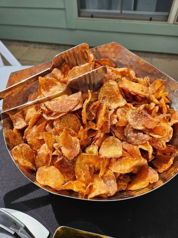chips catering by the tray