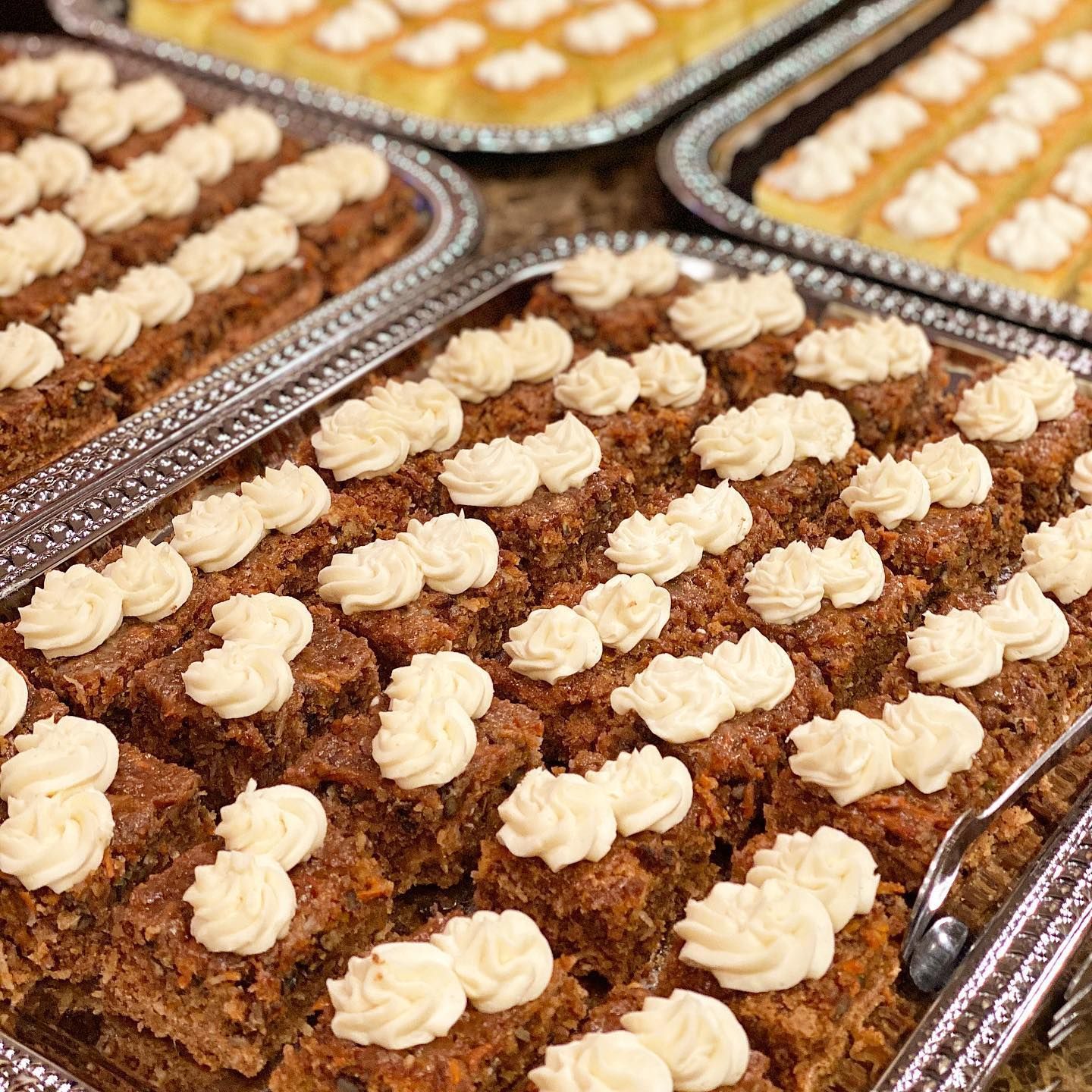 dessert catering by the tray