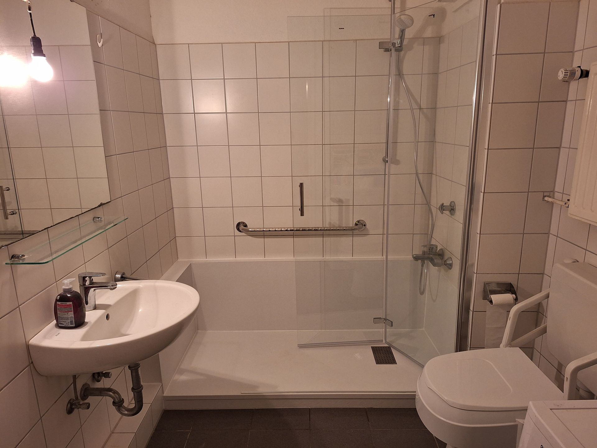 Wanne zur Dusche in Celle