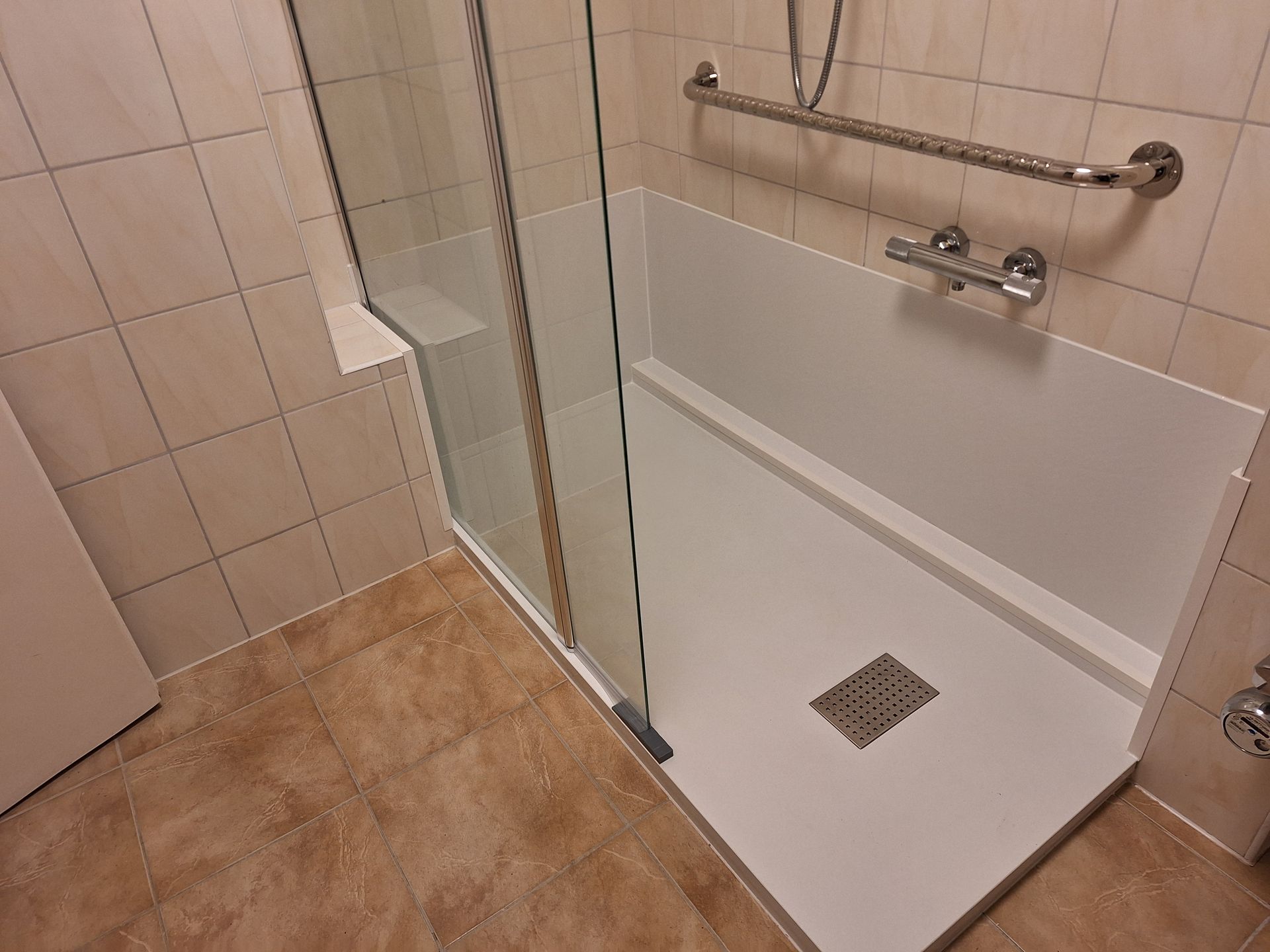 Wanne zur Dusche in Braunschweig