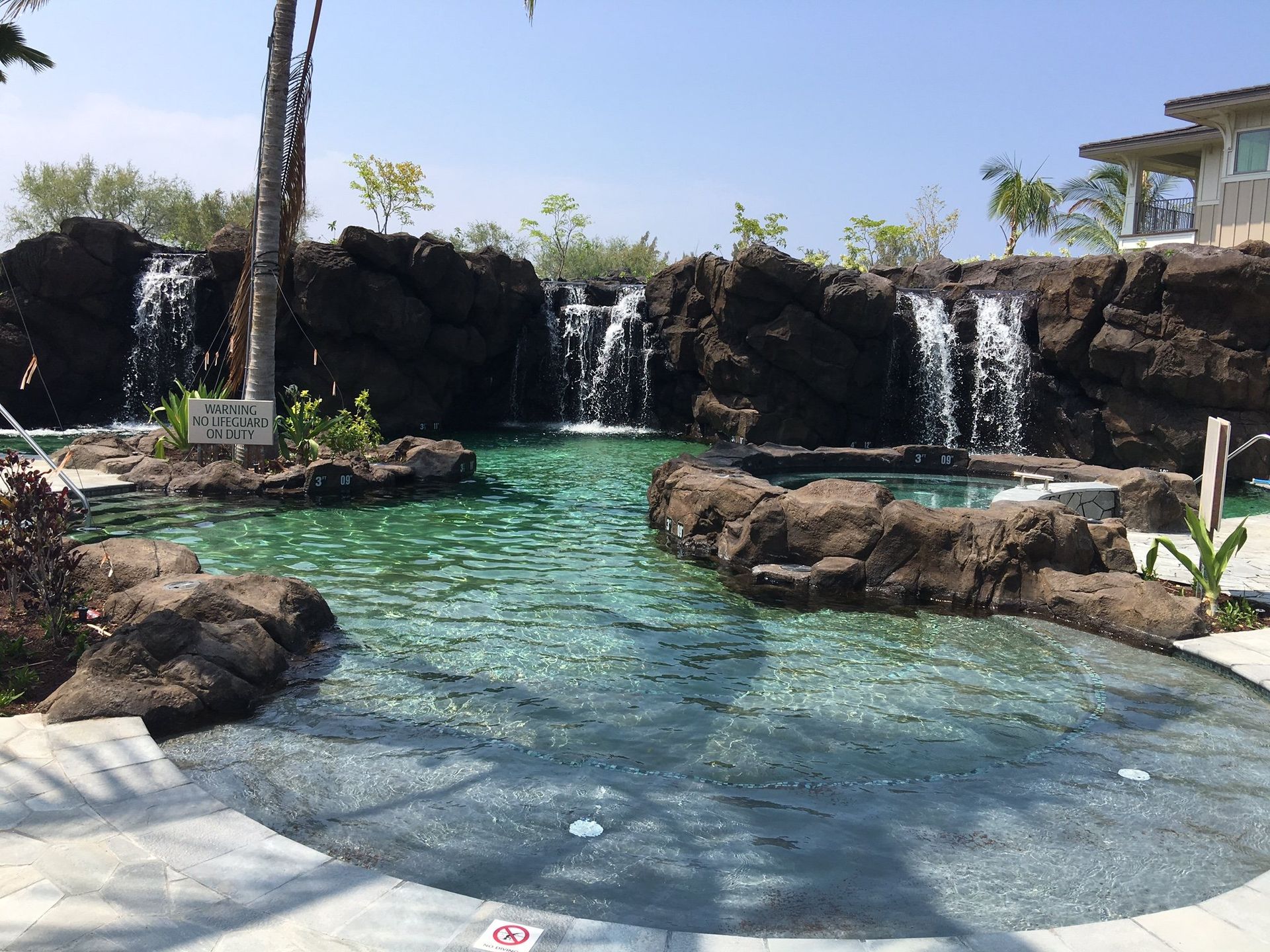 Waikoloa Kingsland - Oahu HI - Pacific AquaScapes