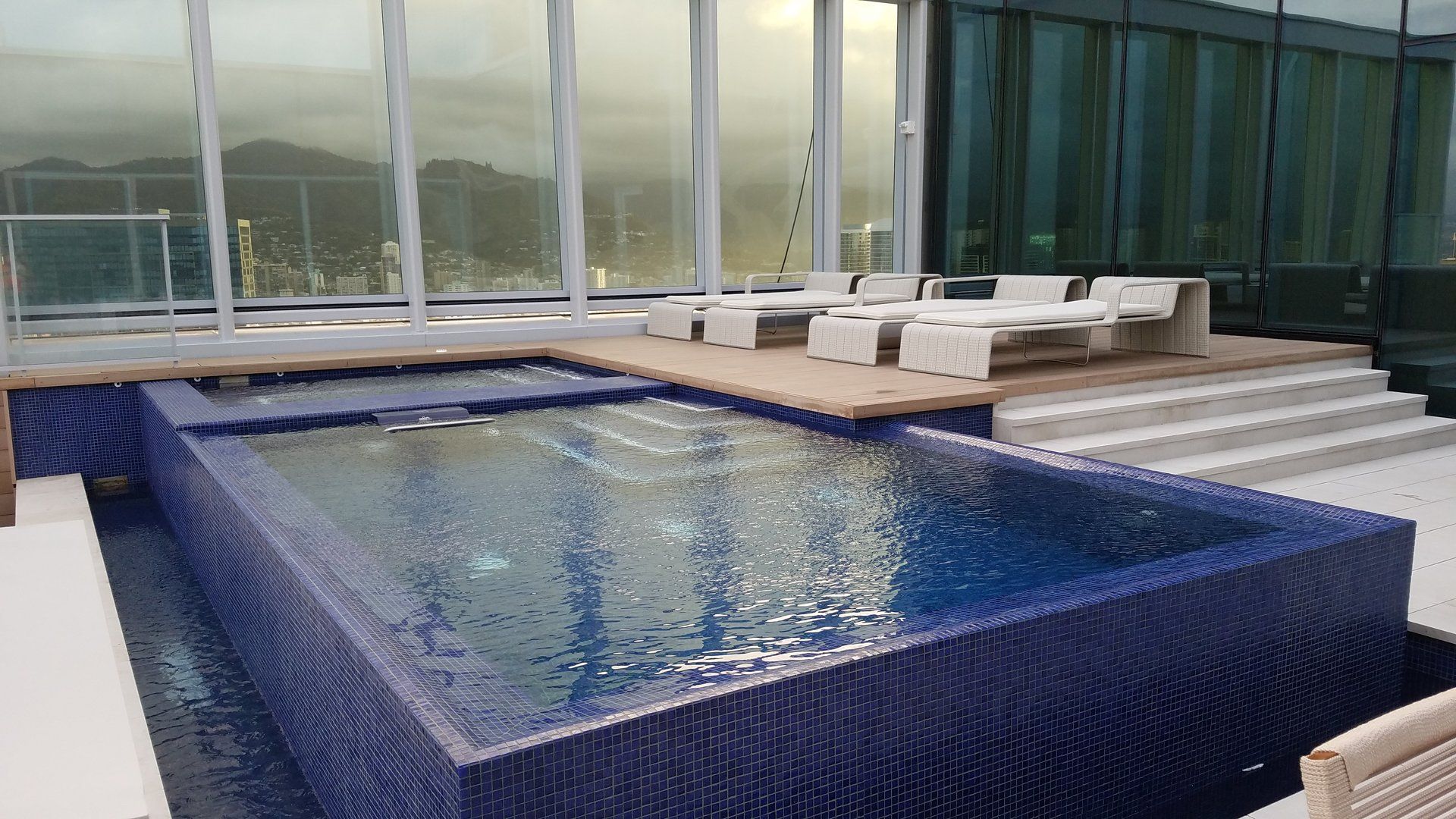 Waiea 7 - Oahu HI - Pacific AquaScapes