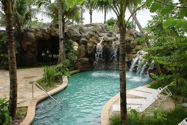 Beautiful pool - Oahu HI - Pacific AquaScapes