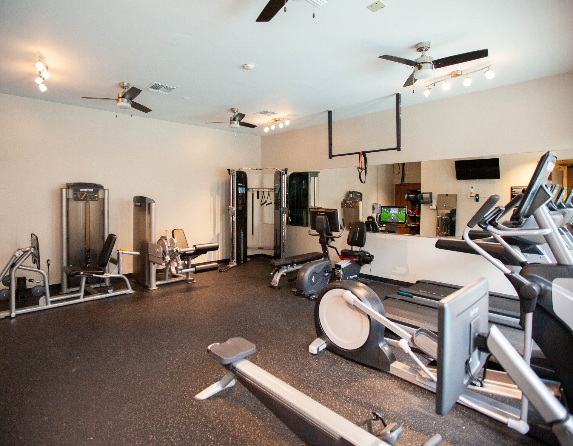 marquis on memorial treadmills 2