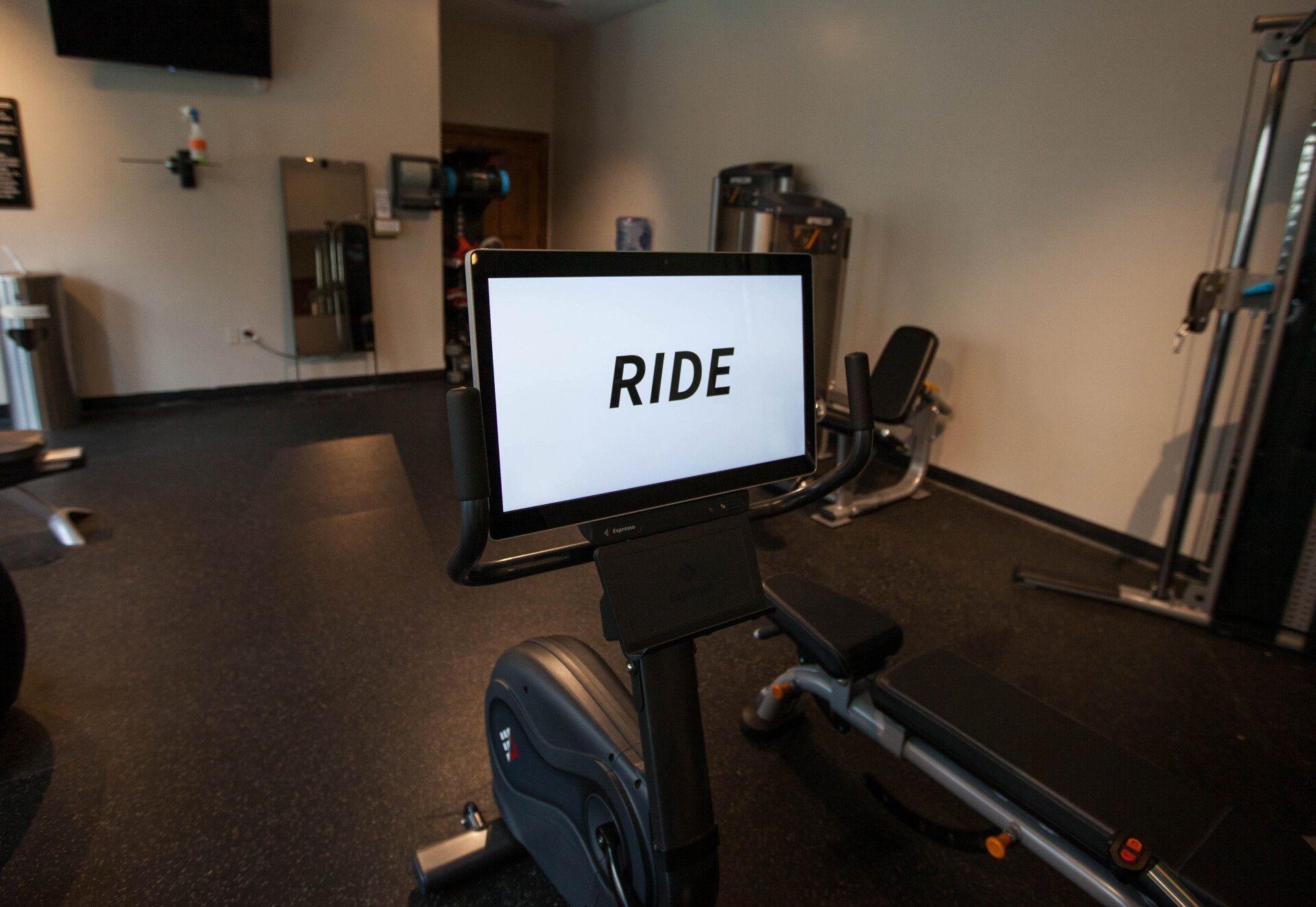 marquis on memorial treadmill screen 3