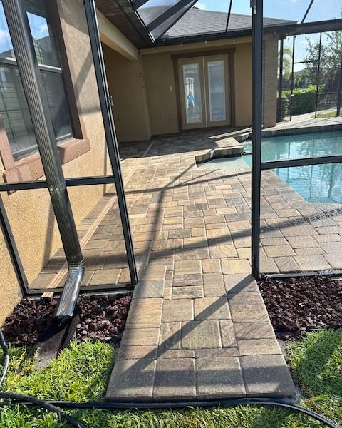 Paver pool deck | Wesley Chapel, FL |  Elite Pavers of Tampa Bay