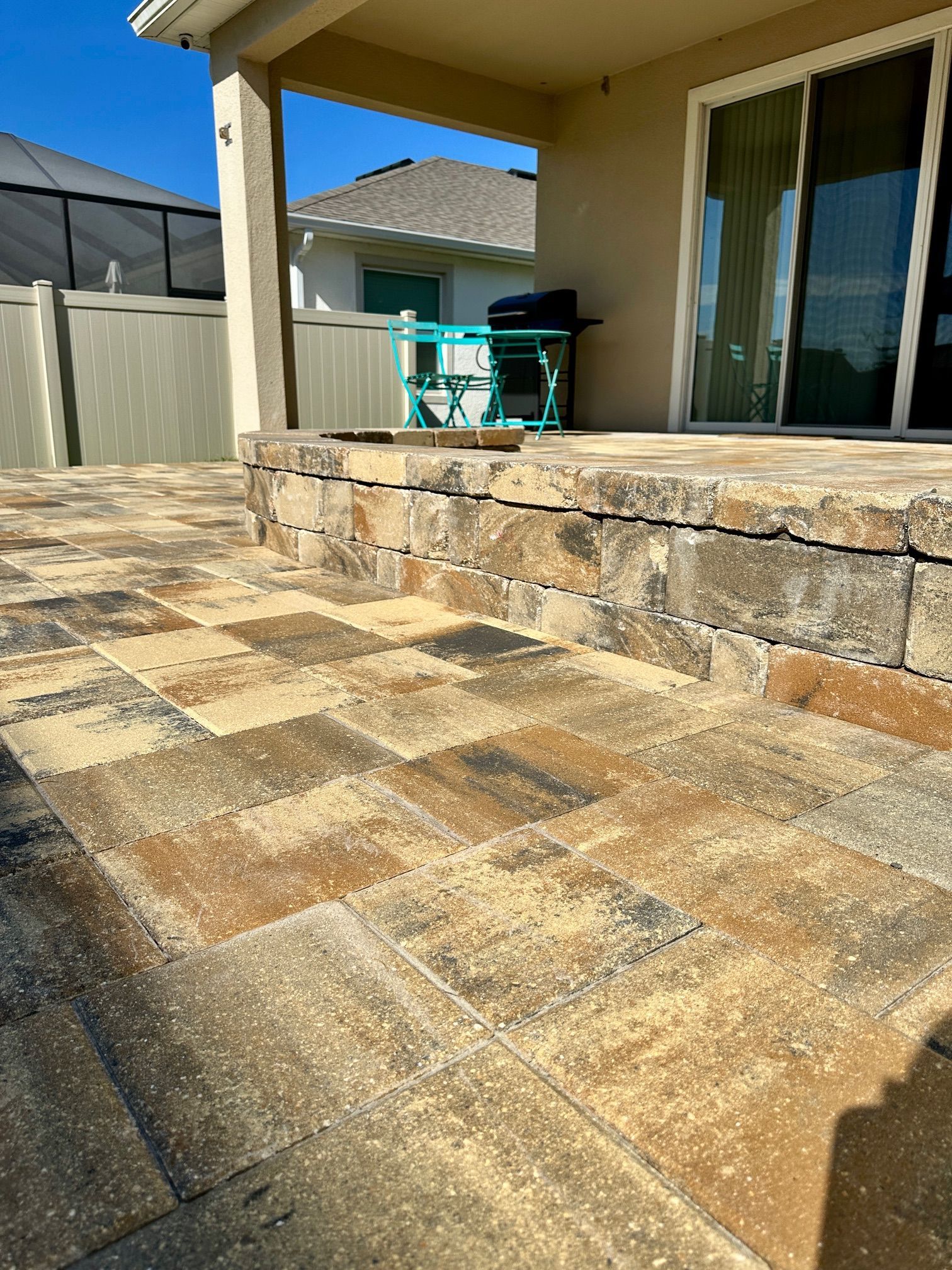 Cream Beige Charcoal Garden Wall