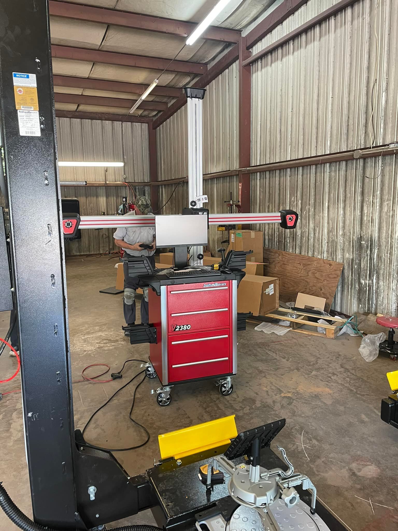 Auto Diagnostic & Repair Center Alignment