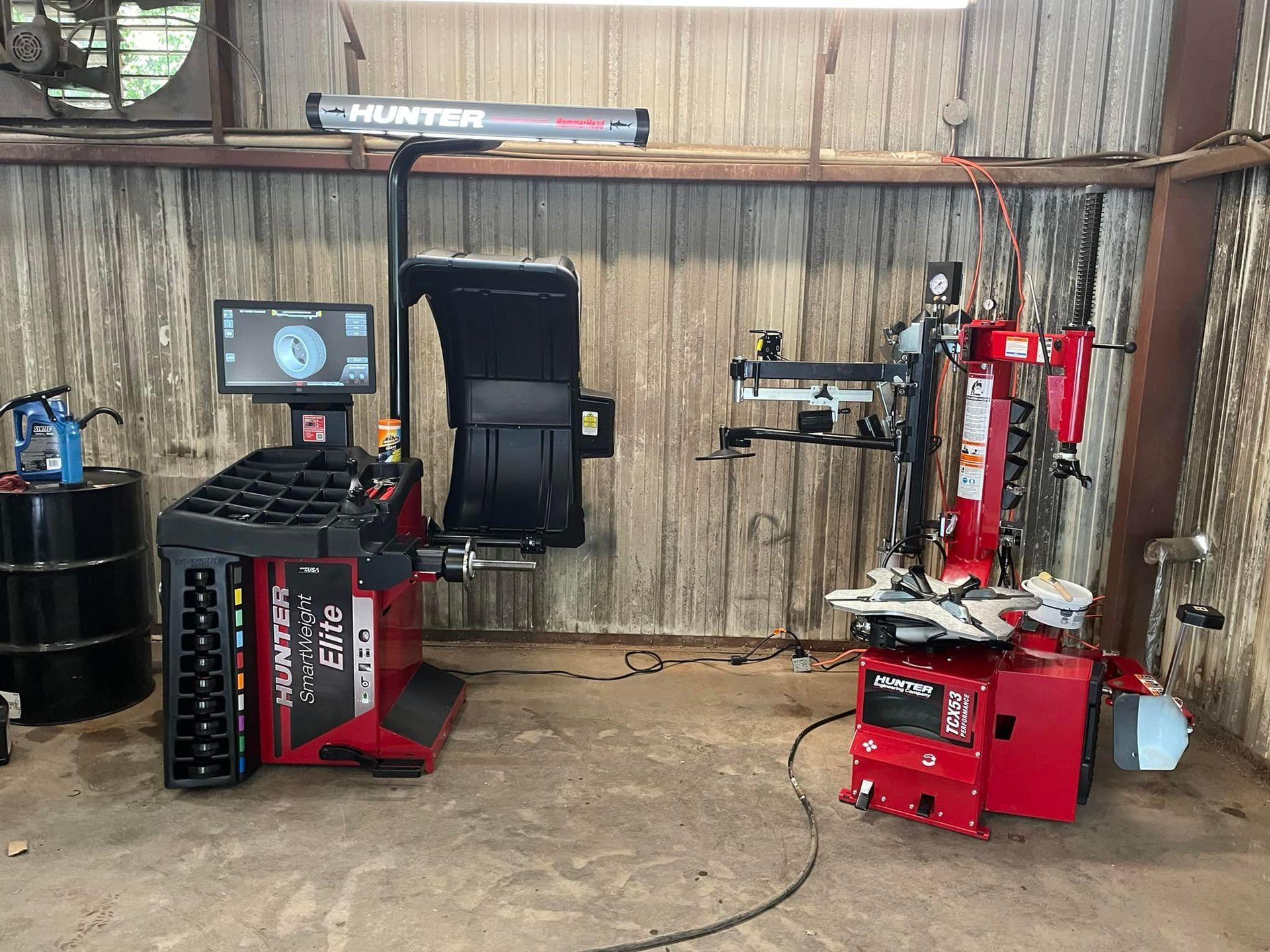 Auto Diagnostic & Repair Center Alignment & Balancing