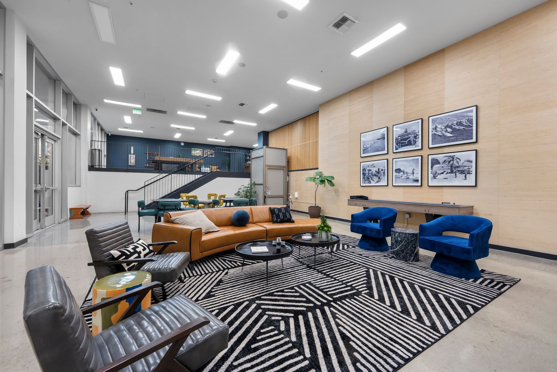 Sliding Photo Gallery Displaying Community Amenities