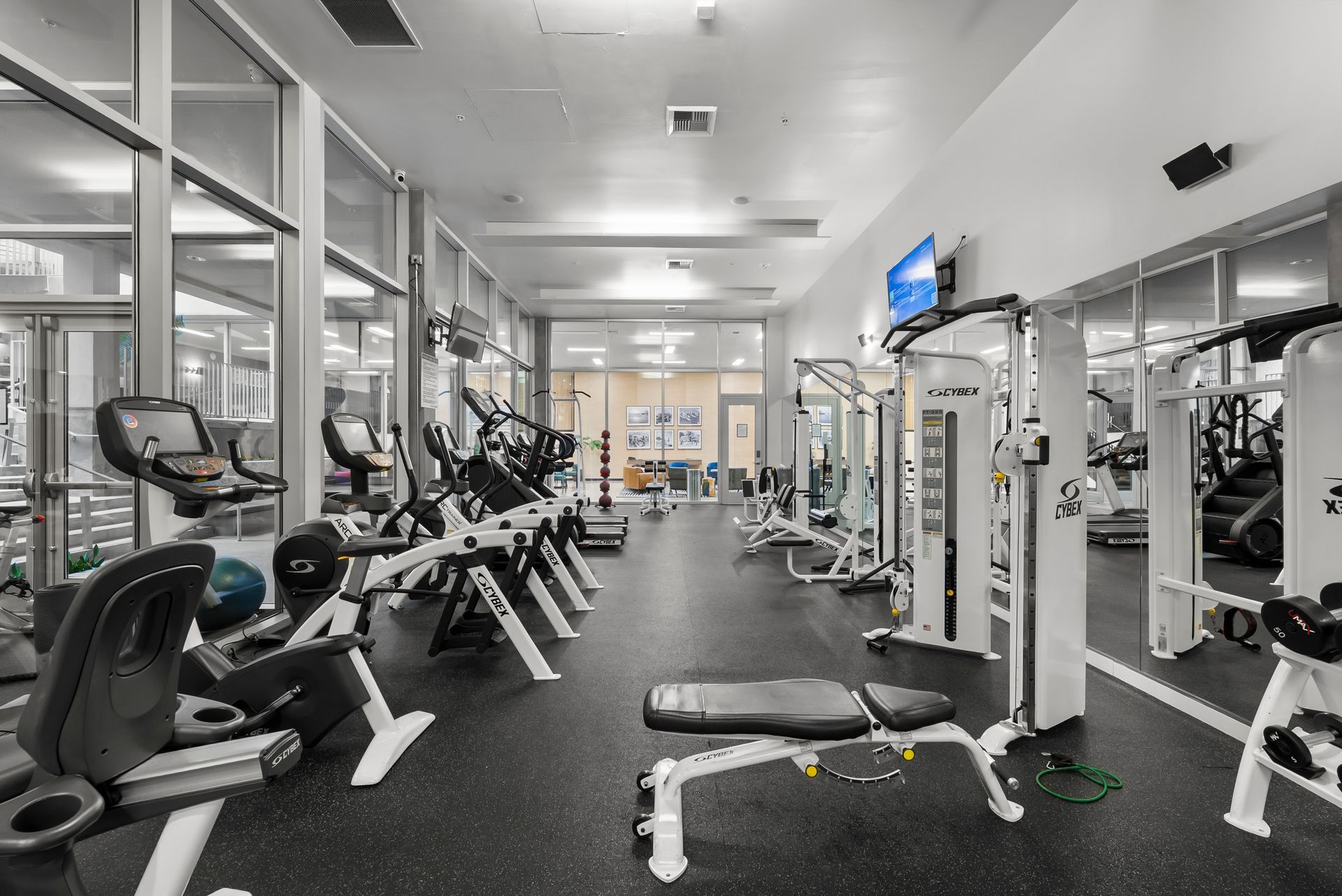 Sliding Photo Gallery Displaying Community Amenities