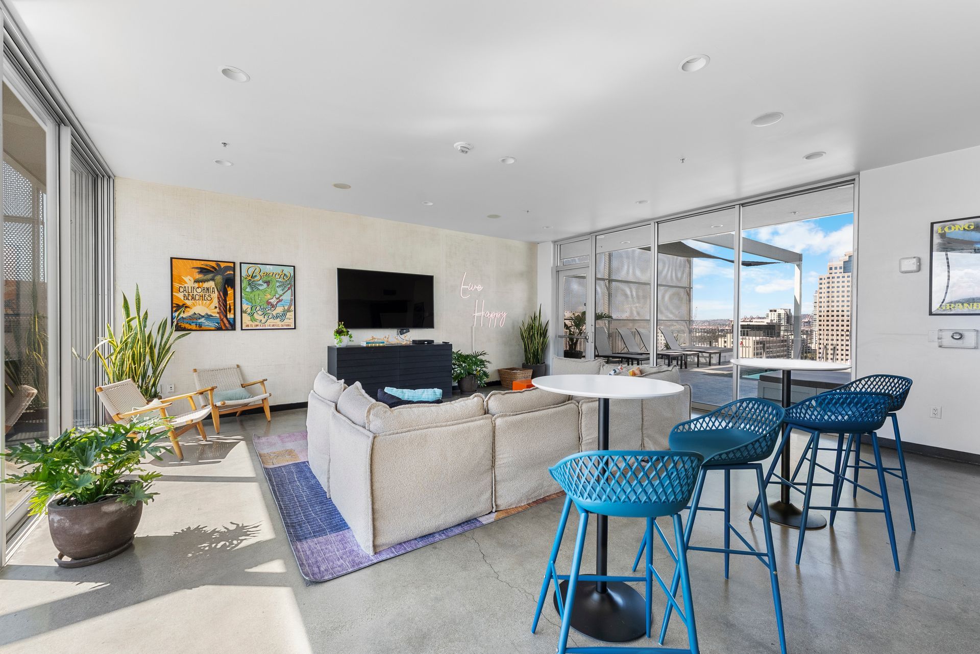 Sliding Photo Gallery Displaying Community Amenities