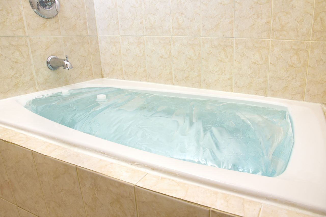 Bathtub filled with water