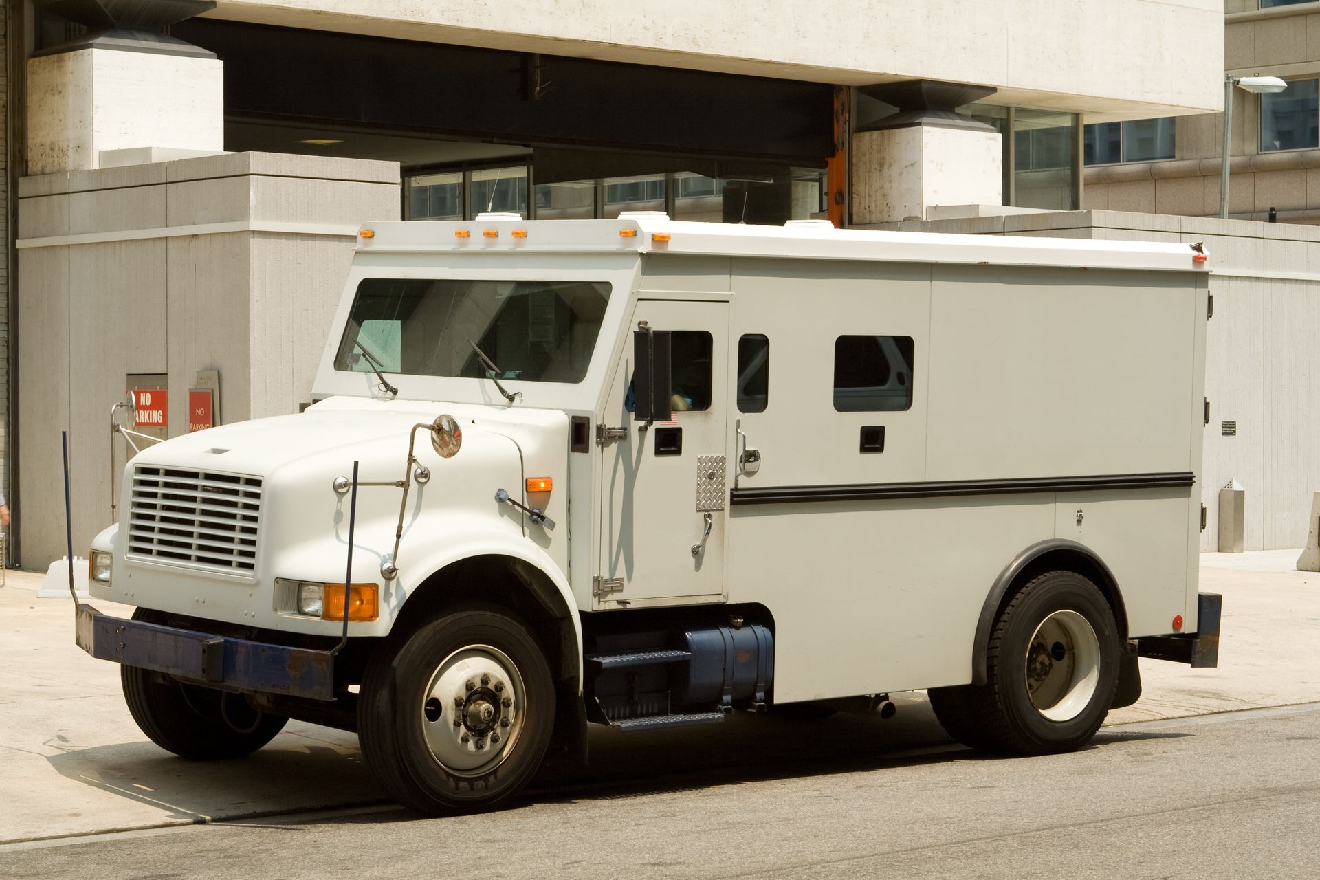 Side View Of An Armored Truck — Denver, CO — DPS Armored