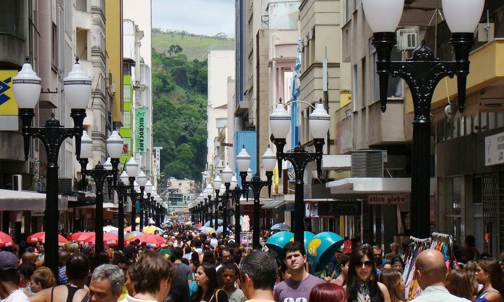 Calçadão da Rua Halfed