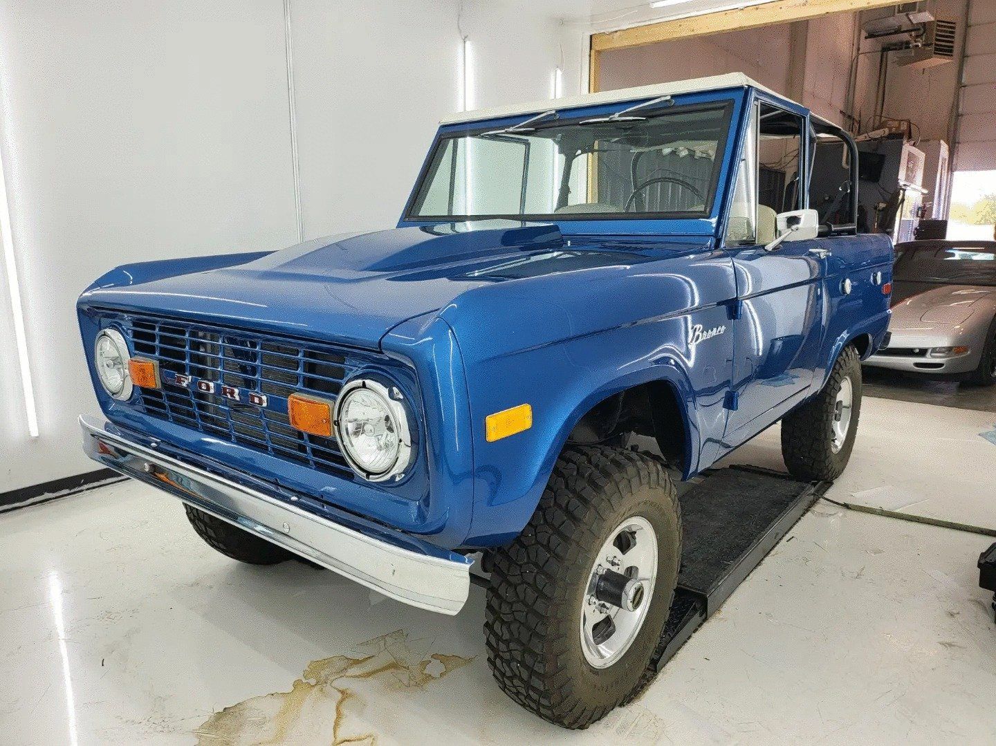 Best Paint Correction Company Vehicle Scratch Repair Andover, KS