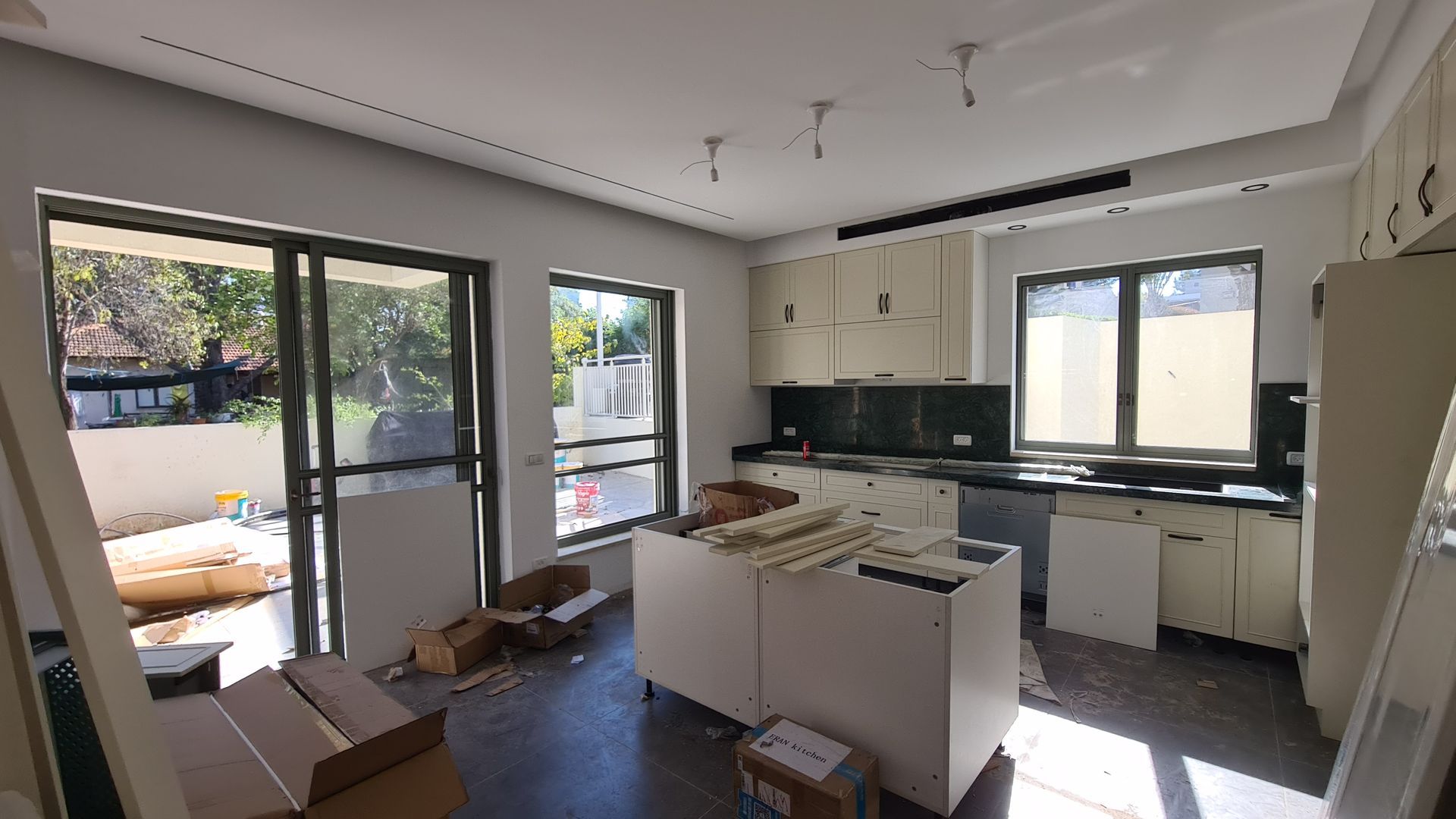 וילה בחבצלת רחובות-שלבי סיום