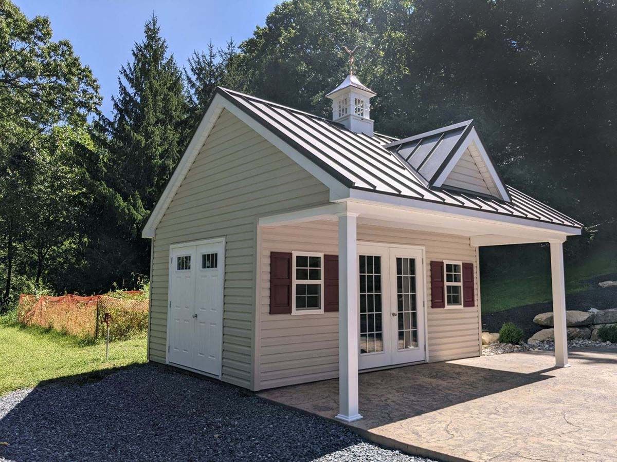 pool house construction
