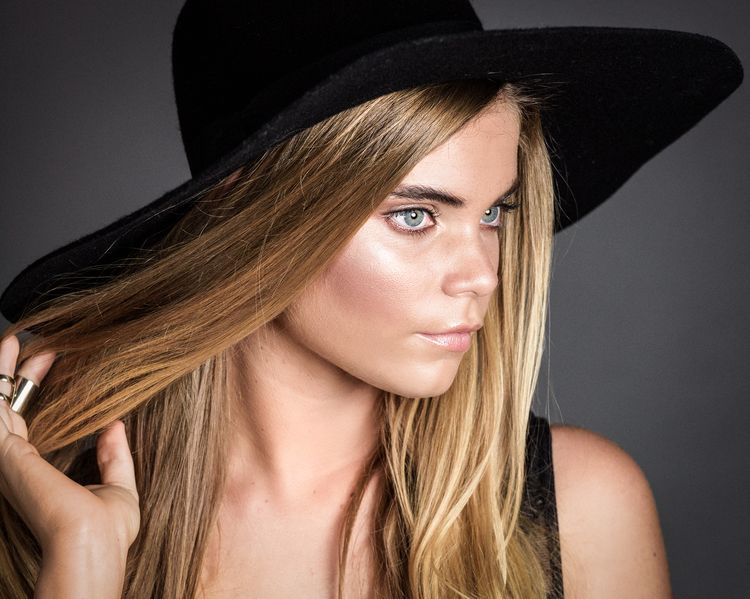 Dave Blake Test Shoot Jessica Cagney makeup artist 