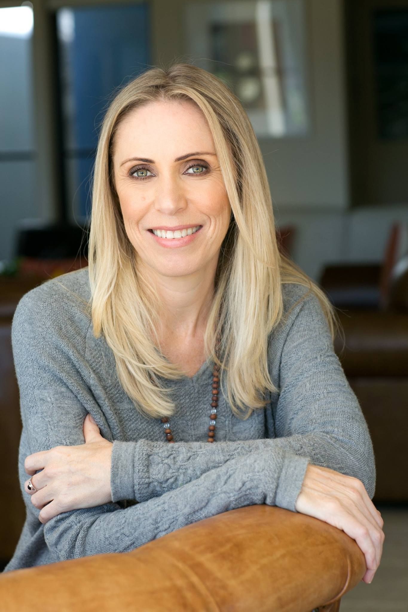 Eyes of love Professional photoshoot makeup and hair by Jessica Cagney