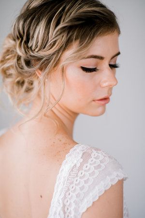 Hair I Come photoshoot on the Gold Coast makeup by Jessica Cagney 