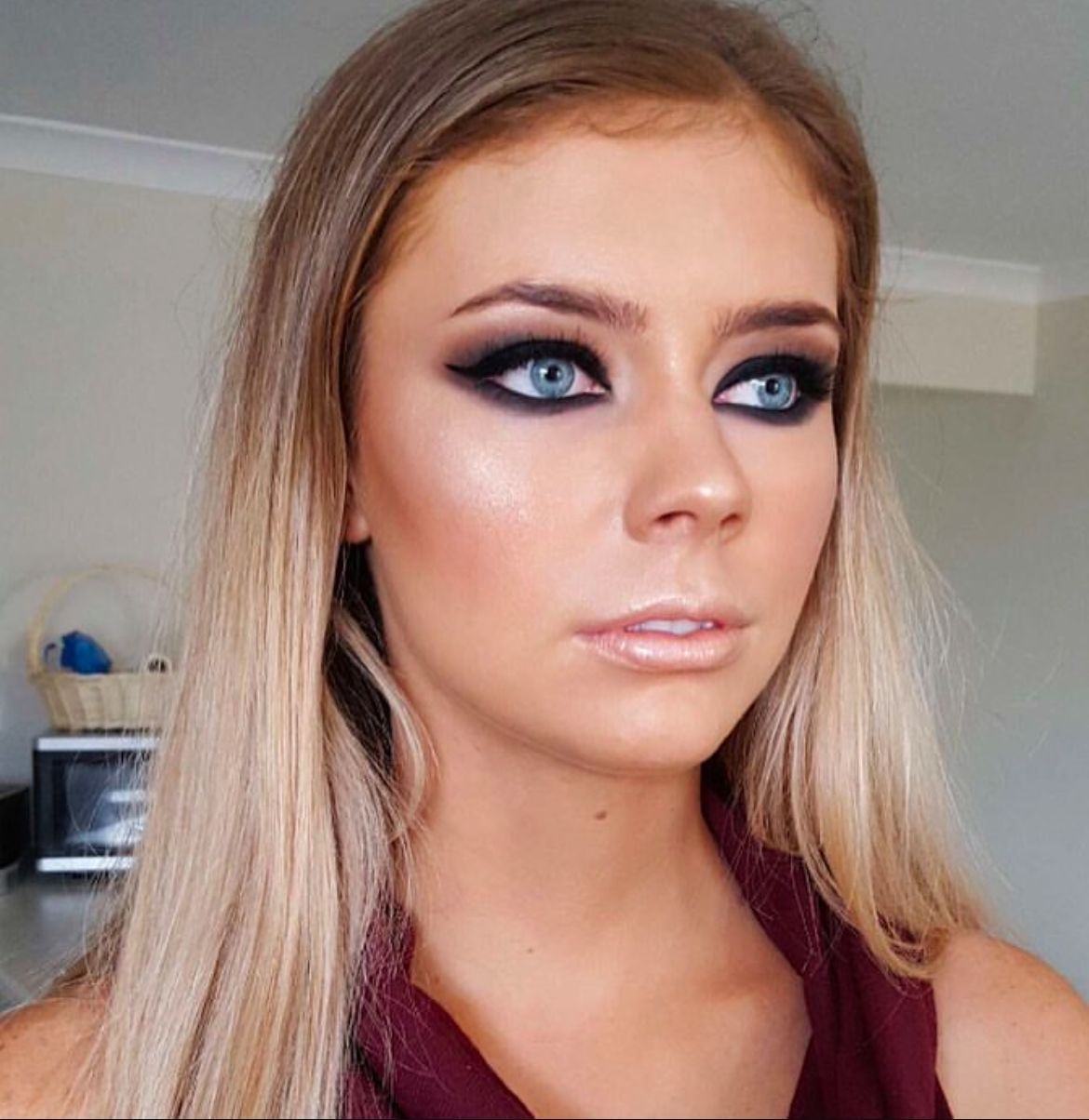 Model Test shoots Jessica Cagney makeup 