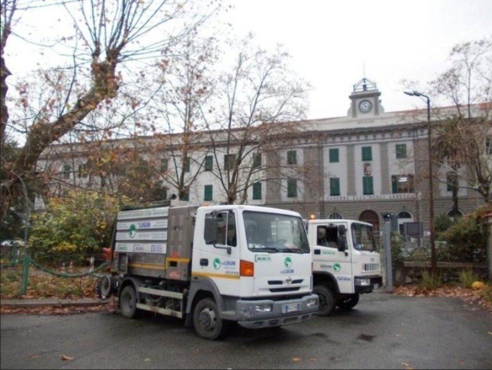 Spurgo pozzi neri Luigini Ecologia