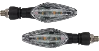 Un par de intermitentes de motocicleta sobre un fondo blanco.