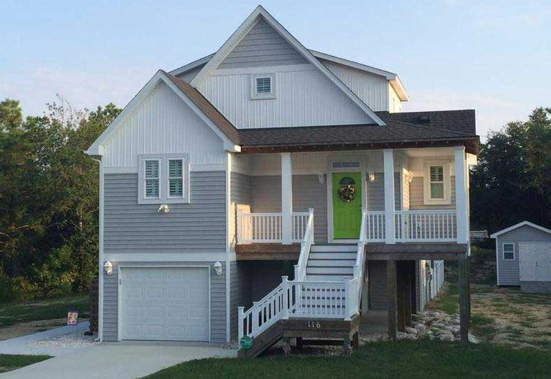 Gray House With Green Door – Kill Devil Hill, NC – DeBoy Construction & Remodeling