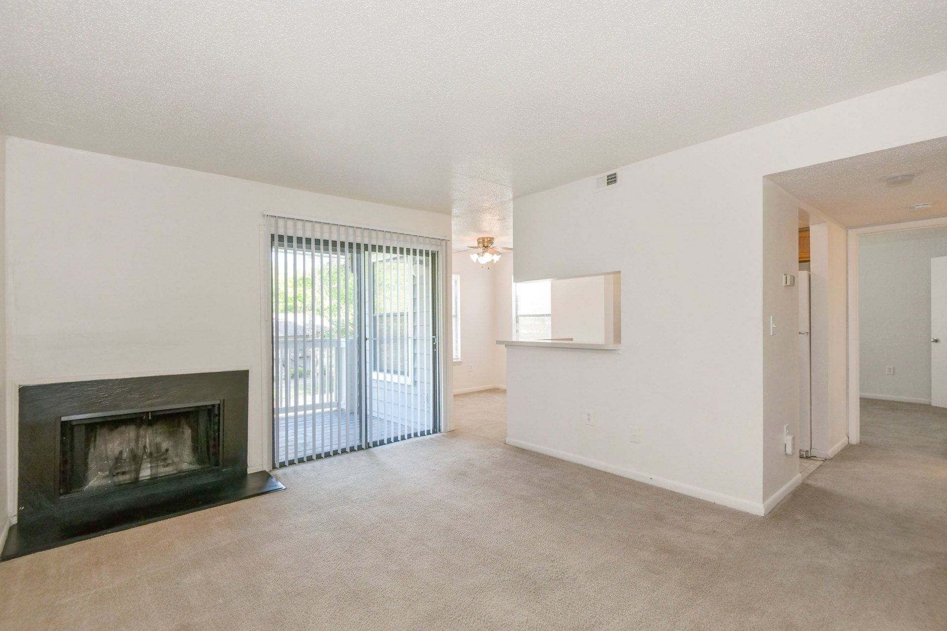 Interior | Amber Lake Apartment Homes