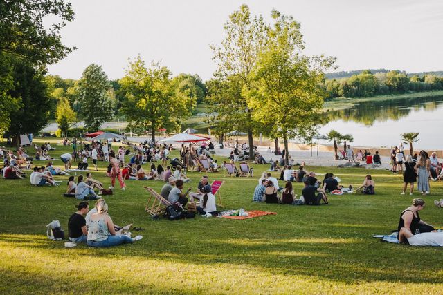 Wein am See das Weinfest am Breitenauer See - eines der attraktiven Events in Württemberg
