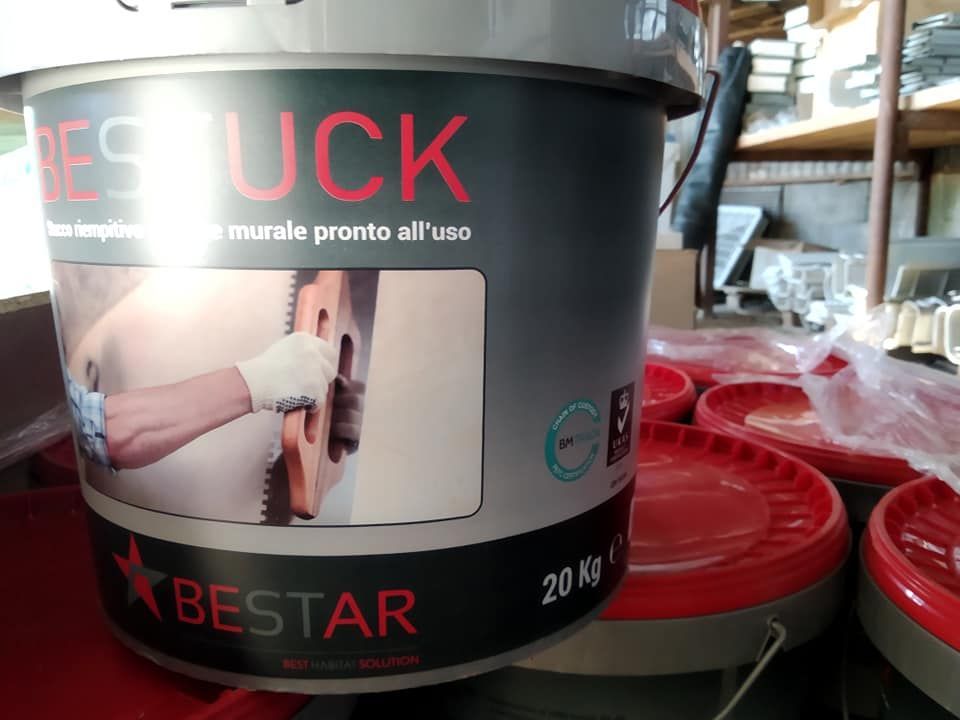 Secchio di stucco per pareti 