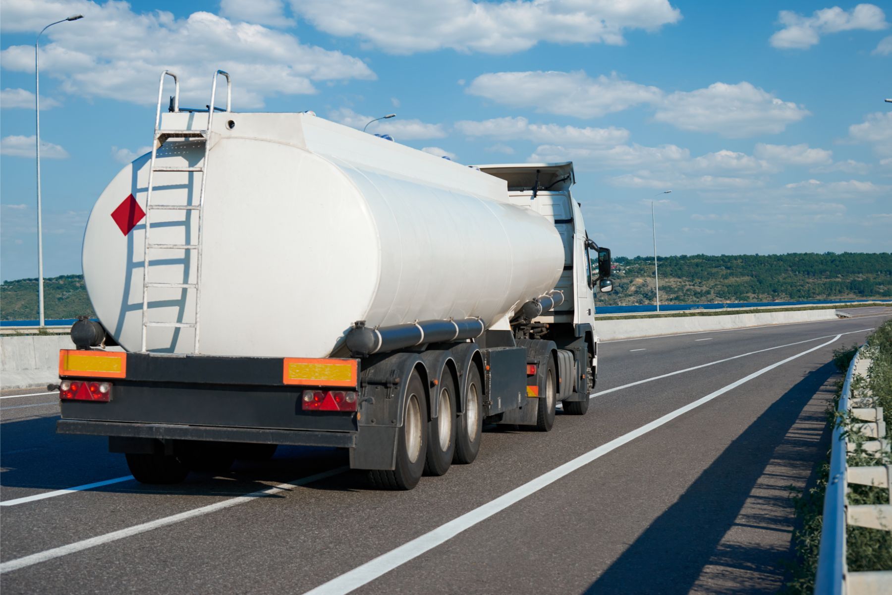 Mezzo per il trasporto di liquami