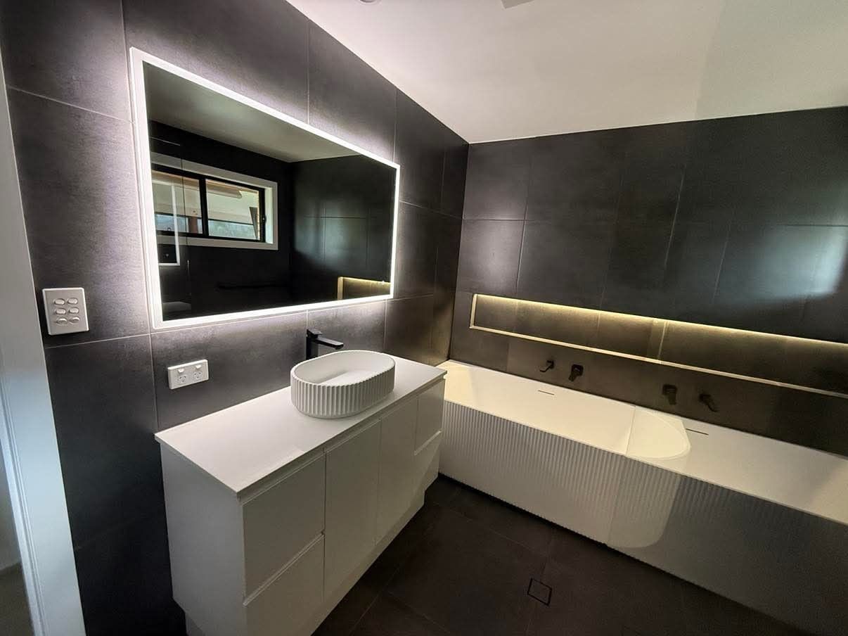 Redlands Builder