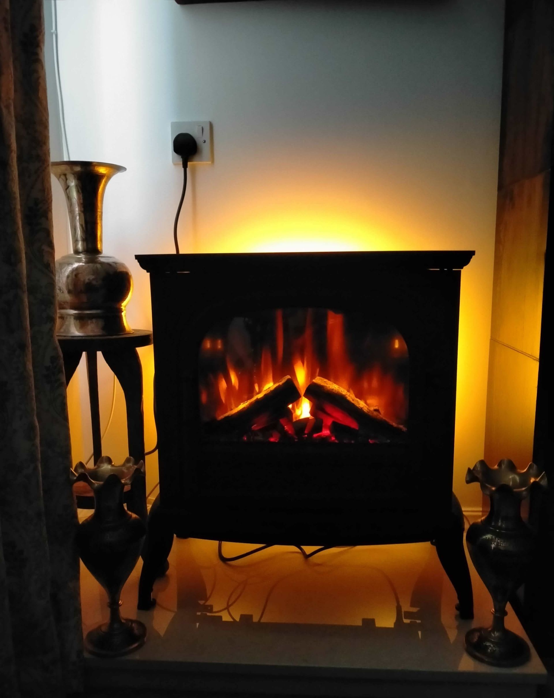 hinton electric stove. on display in our alcester showroom