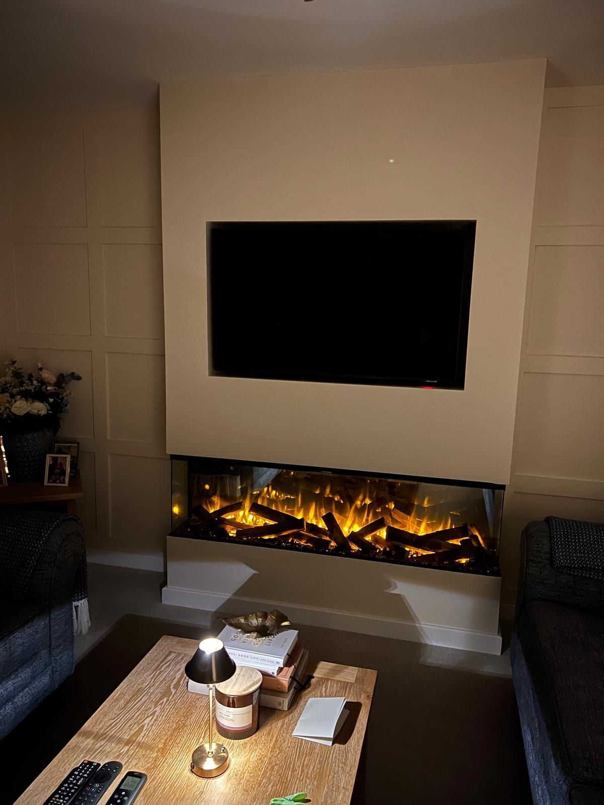 1600 electric fire in a media wall
