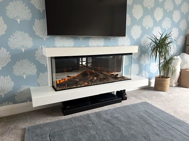 British Fires 1200 Brockenhurst White Deluxe Real Logs