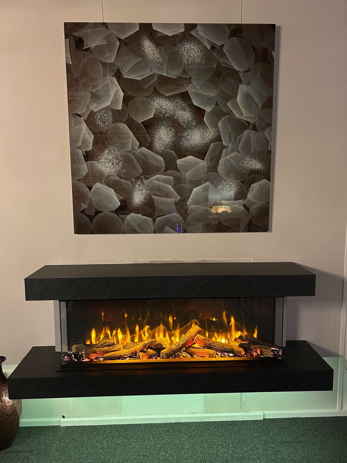 charlton & jenrick i1250e deep electric fire in suite