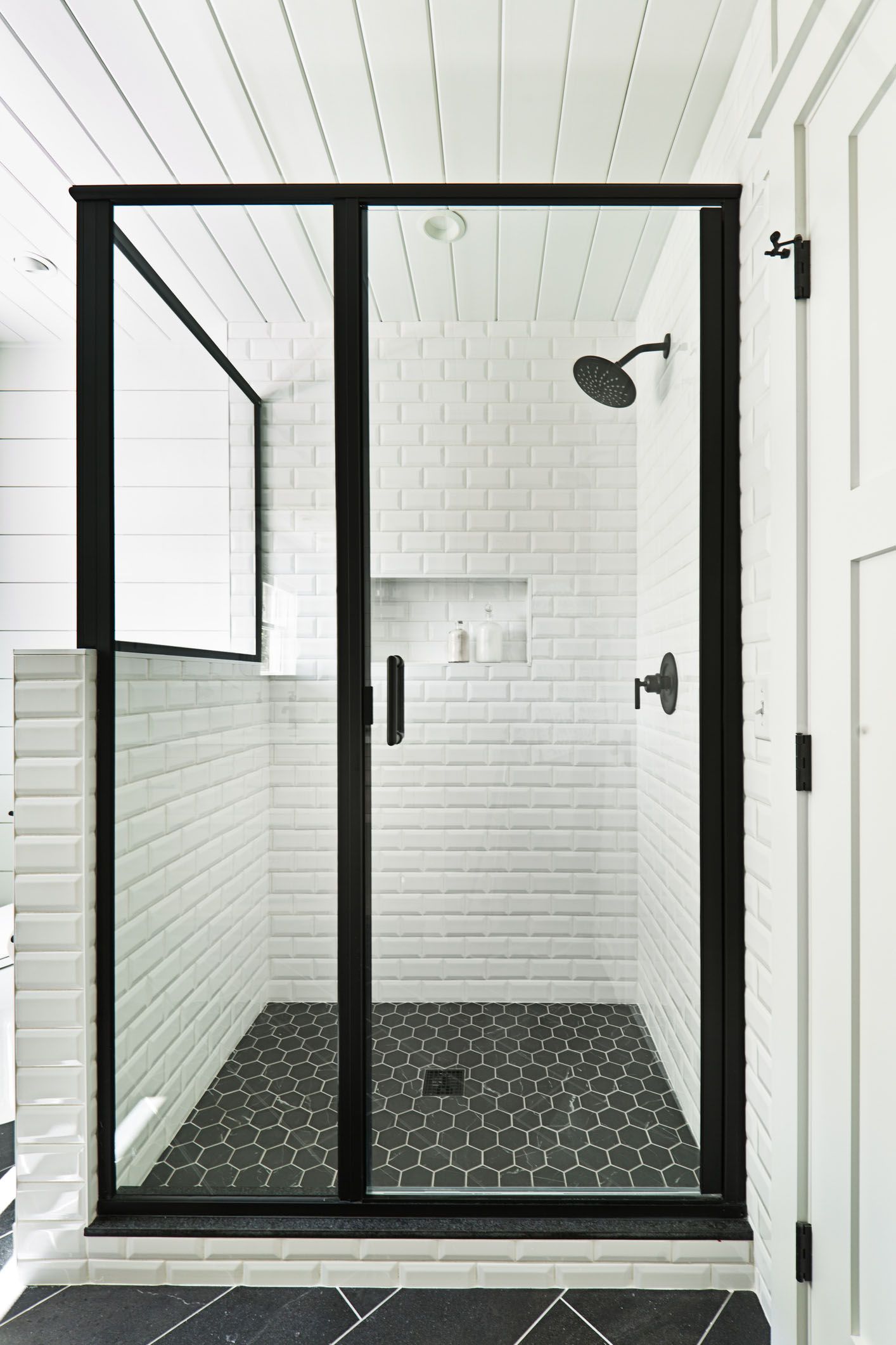 Contemporary modern shower door design — Pinckney, MI — Pinckney Glass Inc.