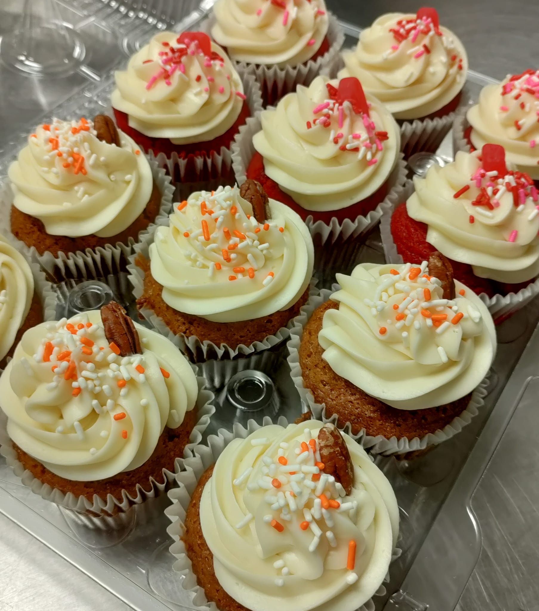 Vanilla Cupcakes With Toppings — Detroit, MI — Home Sweet Home Specialty Bakeshop LLC