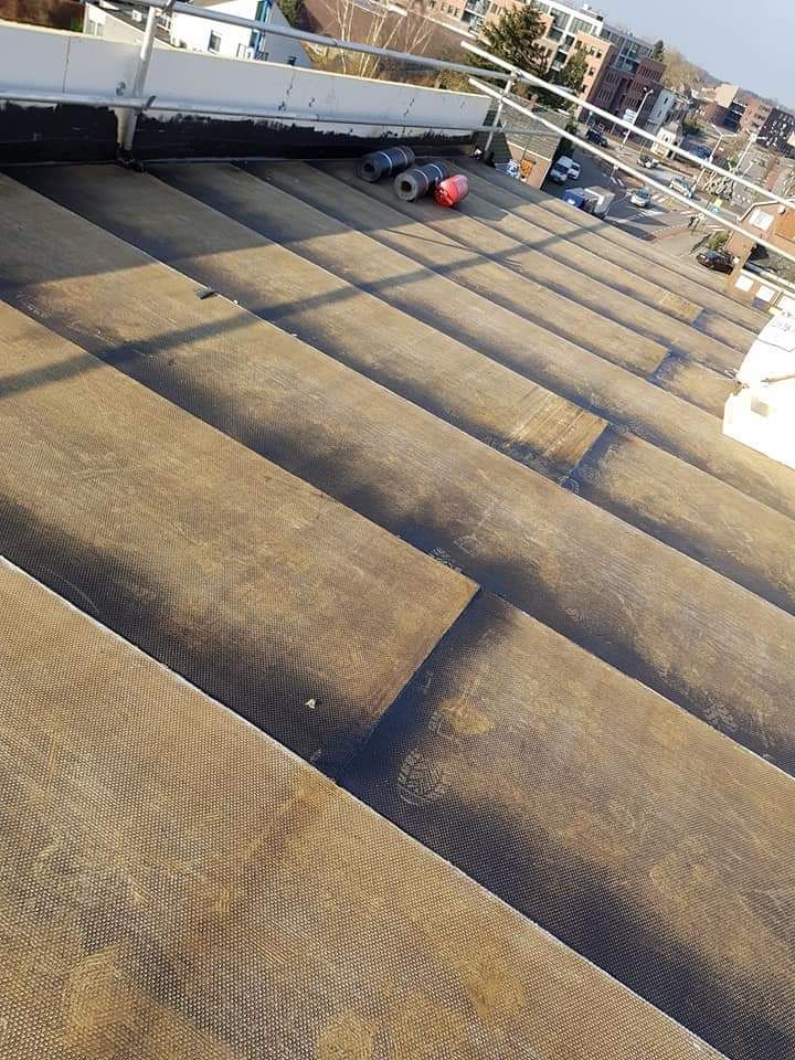 Dakdekker projecten pannendaken en bitumendaken van duckdekker