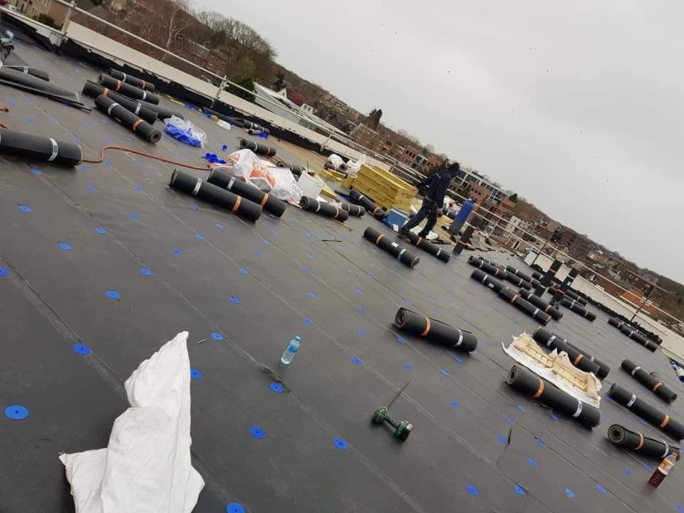 Dakdekker projecten pannendaken en bitumendaken van duckdekker