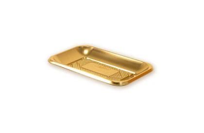 Vassoio rettangolare dorato con superficie riflettente e angoli arrotondati su sfondo bianco.