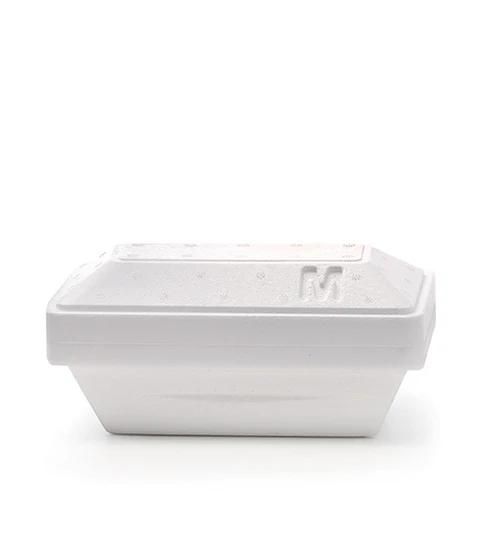 Contenitore da asporto in plastica bianca con coperchio traslucido su sfondo bianco.