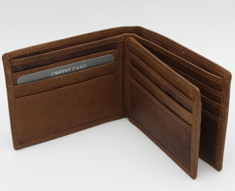 CENZONI Tan Slim Wallet