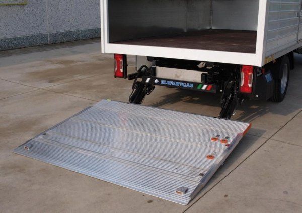 RIPARAZIONE SPONDE IDRAULICHE