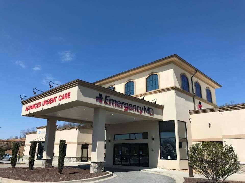 A Clinic With Tinted Doors and Windows — Greenville, SC — iTint