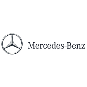 Il logo Mercedes-Benz, raffigurante una stella a tre punte all'interno di un cerchio, accanto alla scritta 
